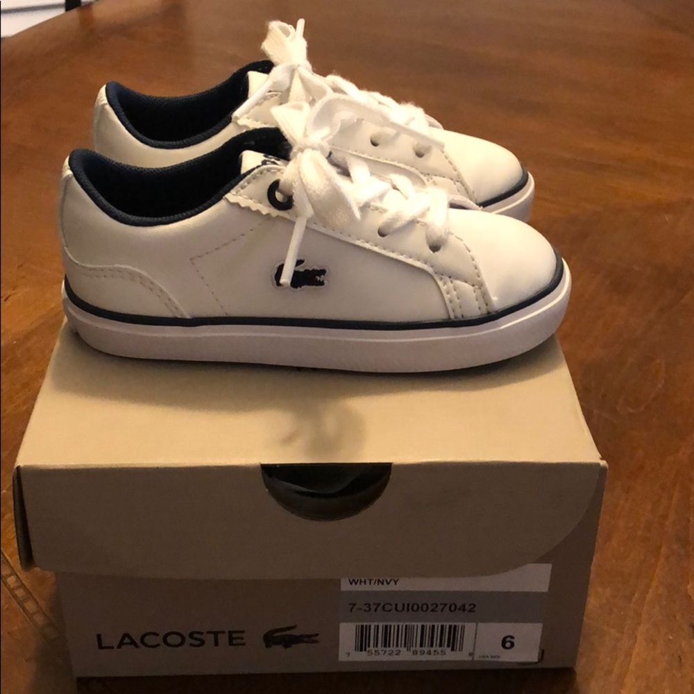 Toddler white canvas tie up sneakers